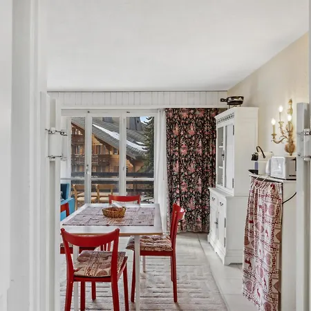 Triplex In Centre With Parking * Villars-sur-Ollon